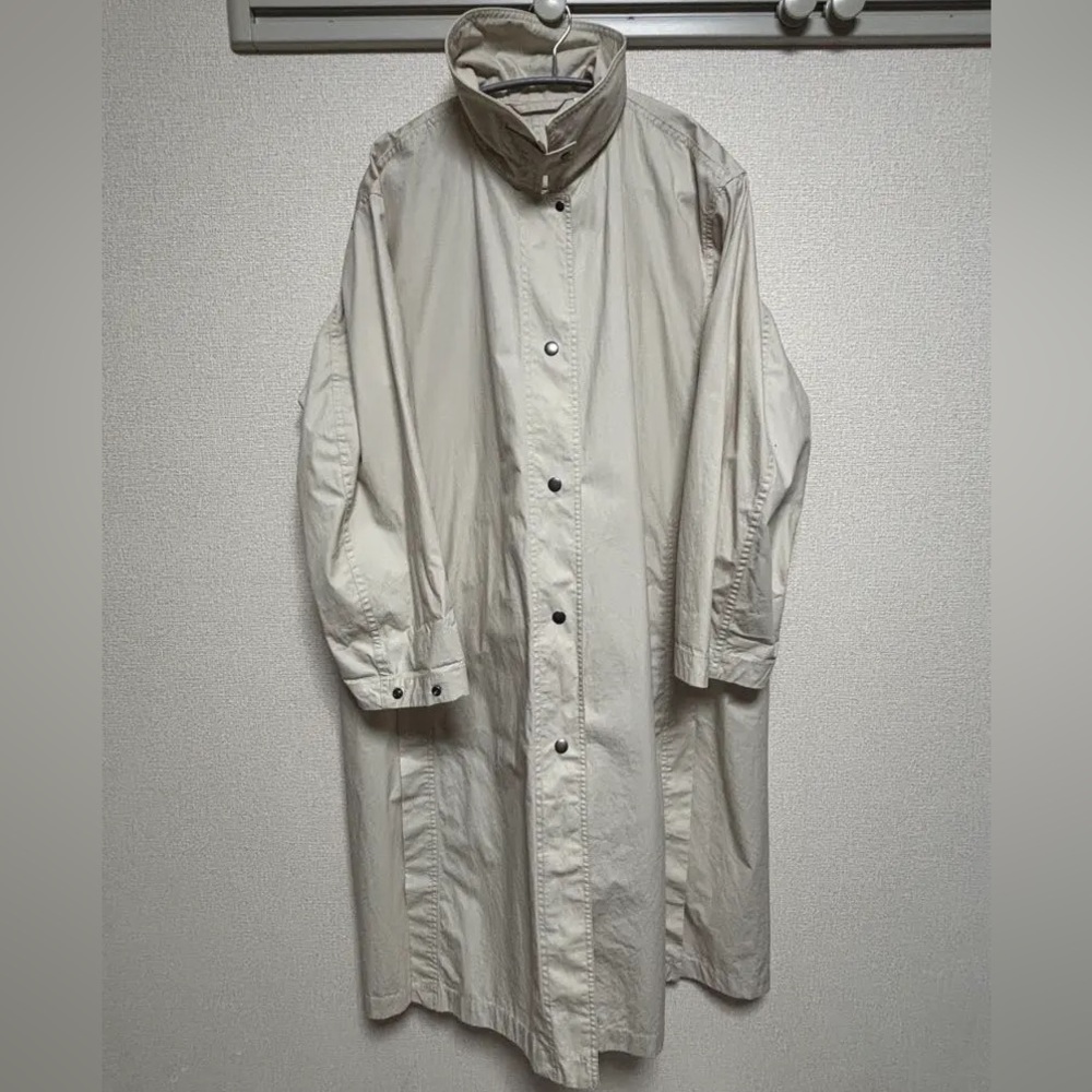 Uniqlo high collar beige relaxed trench coat